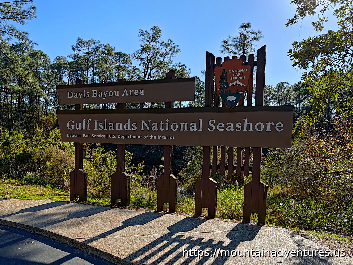 Davis Bayou Gulf Islands NS Entrance Sign