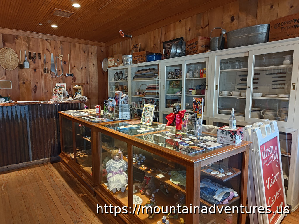 Withers and Spauldings General Store in Johnson City