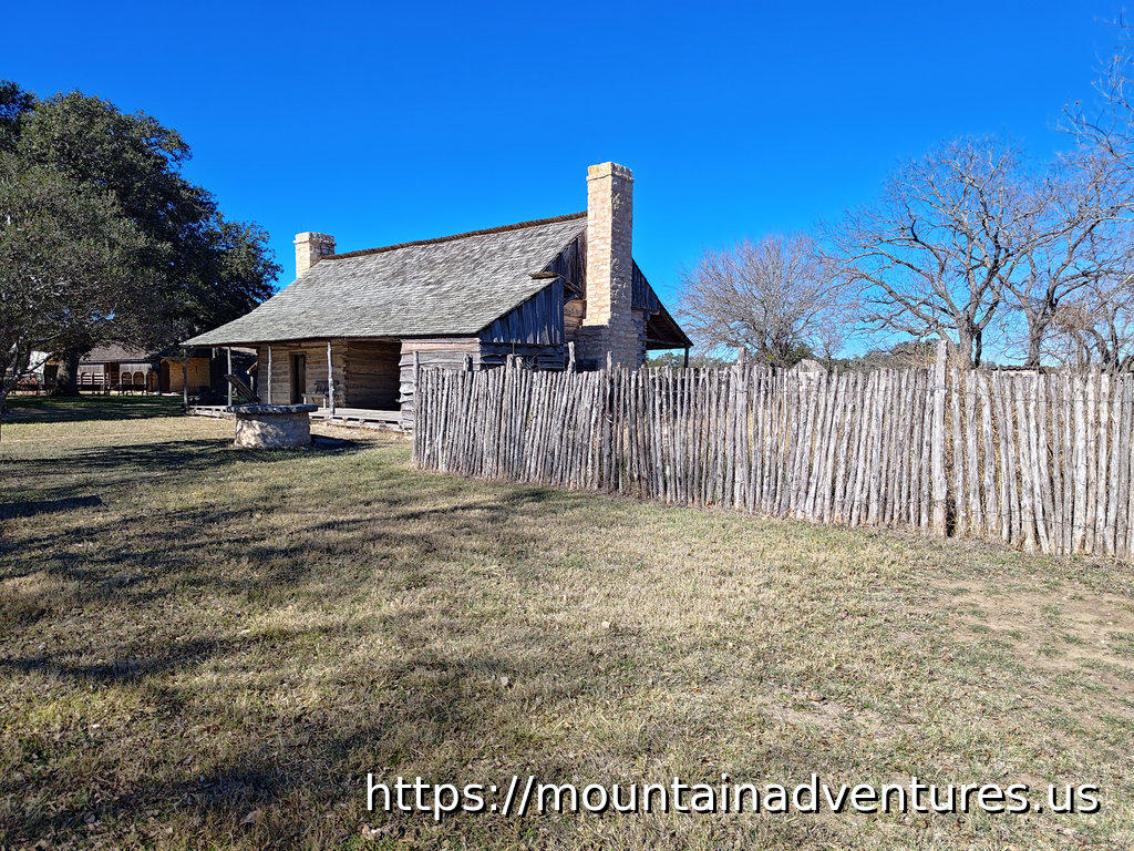 Lyndon B Johnson NHP - Johnson Dogtrot Cabin